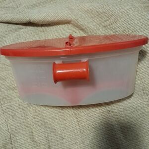 Red Plastic Microwave Steamer with Lid - Brand Unspecified